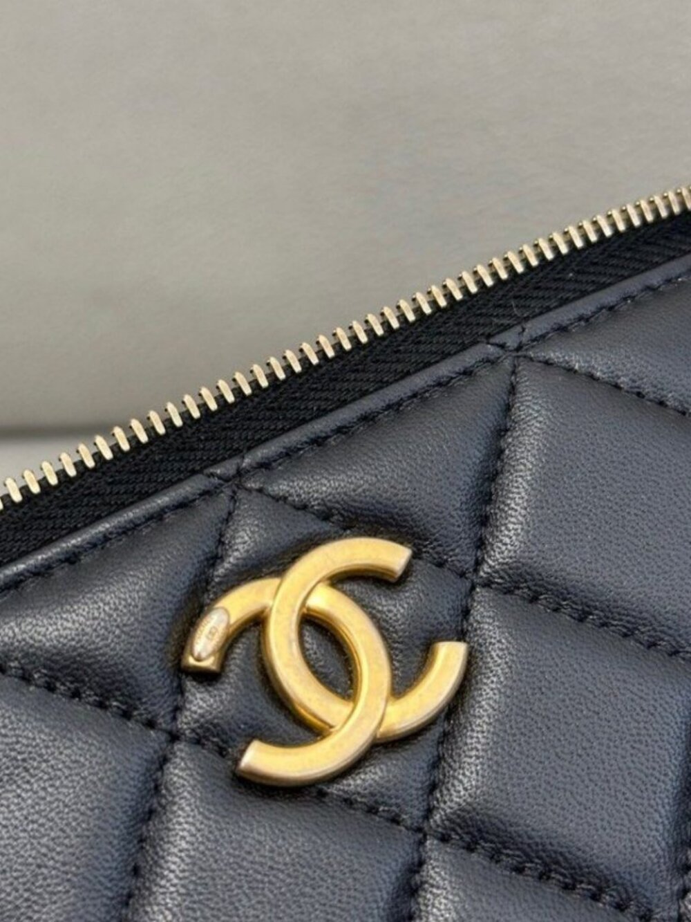 Chanel 24C Double Gold Ball Black Quilted Lambskin Chain Makeup Bag - Picture 8 of 9